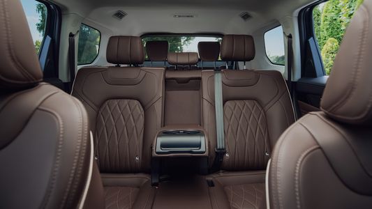 Тихий семиместный салон