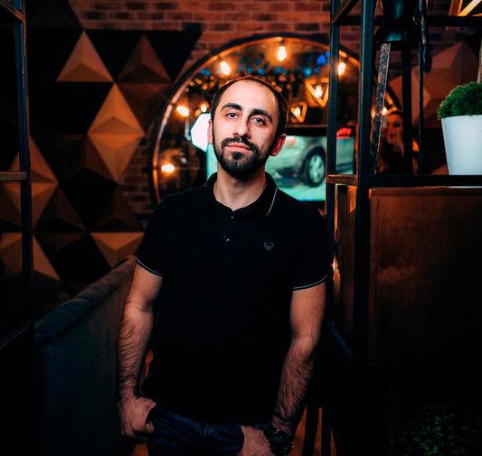 Арман Саакян